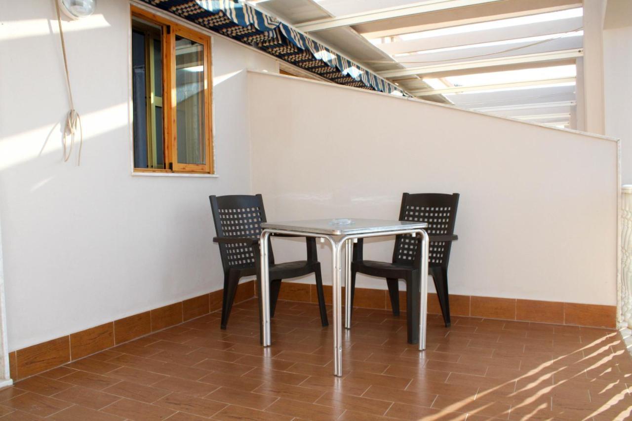 Hostal Las Dunas Cabo De Gata Exteriör bild