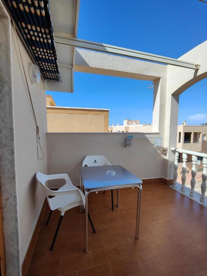Hostal Las Dunas Cabo De Gata Exteriör bild