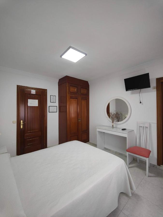 Hostal Las Dunas Cabo De Gata Exteriör bild