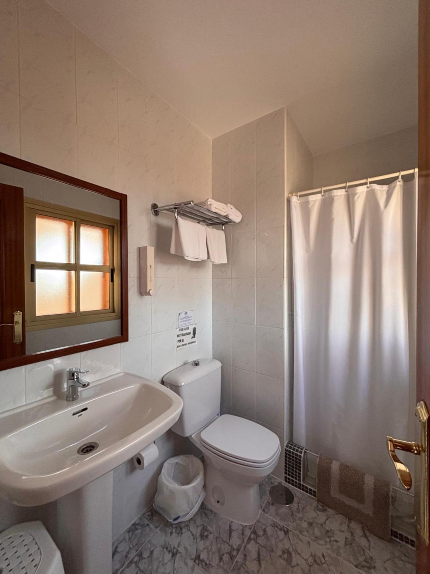 Hostal Las Dunas Cabo De Gata Exteriör bild