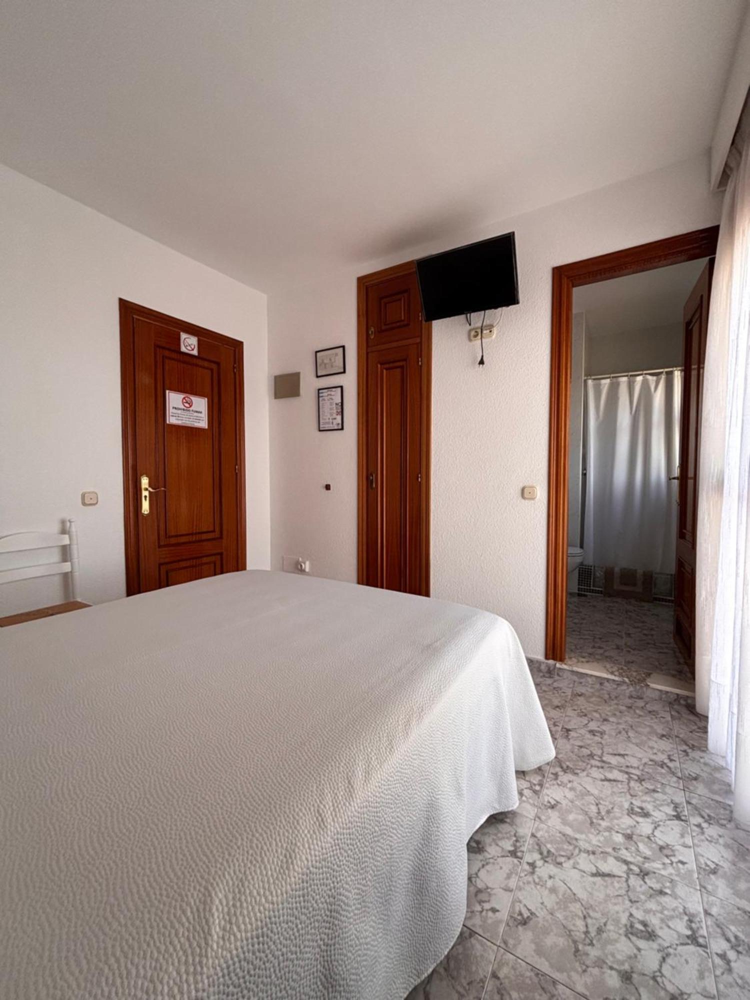 Hostal Las Dunas Cabo De Gata Exteriör bild