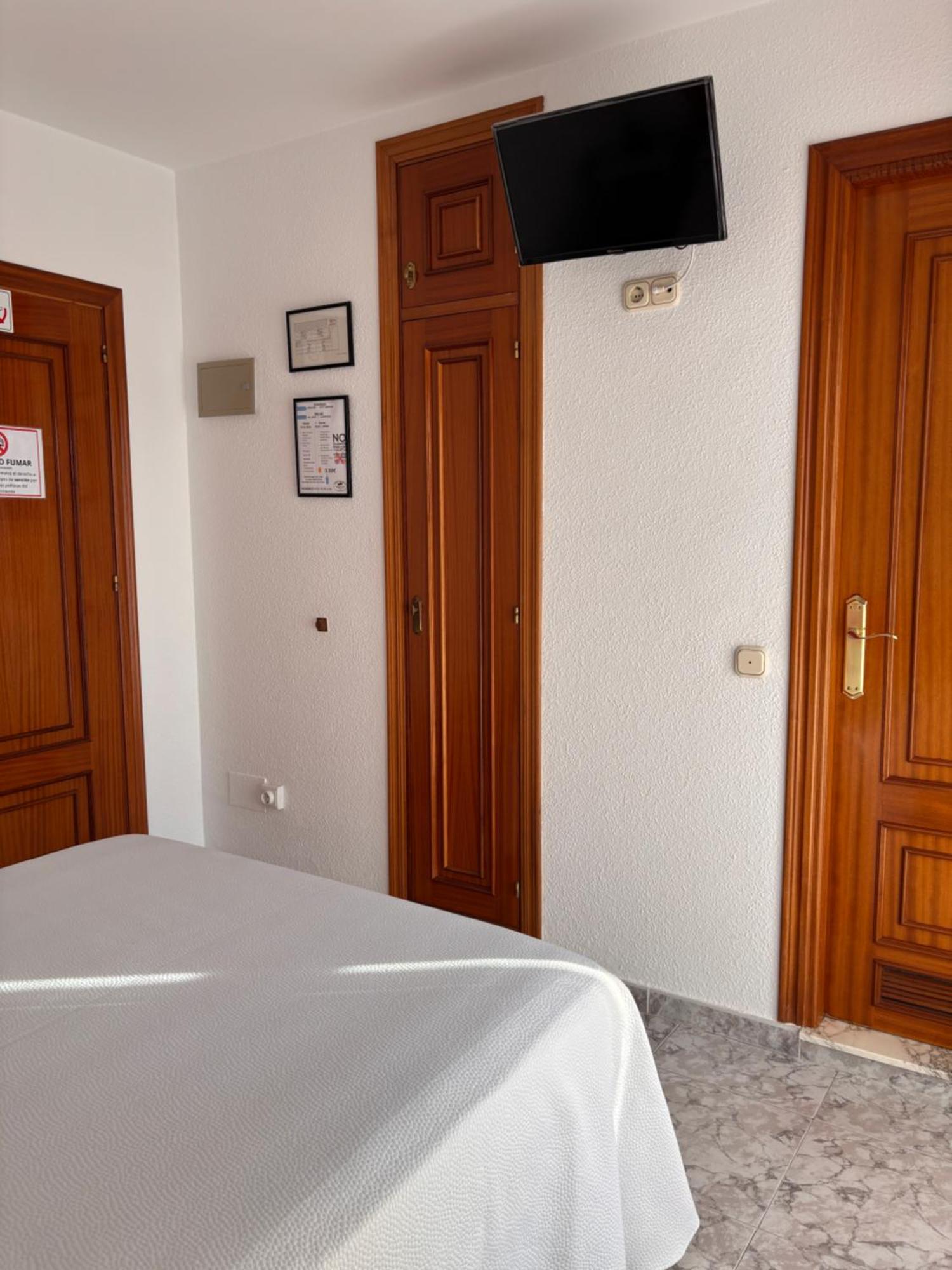 Hostal Las Dunas Cabo De Gata Exteriör bild