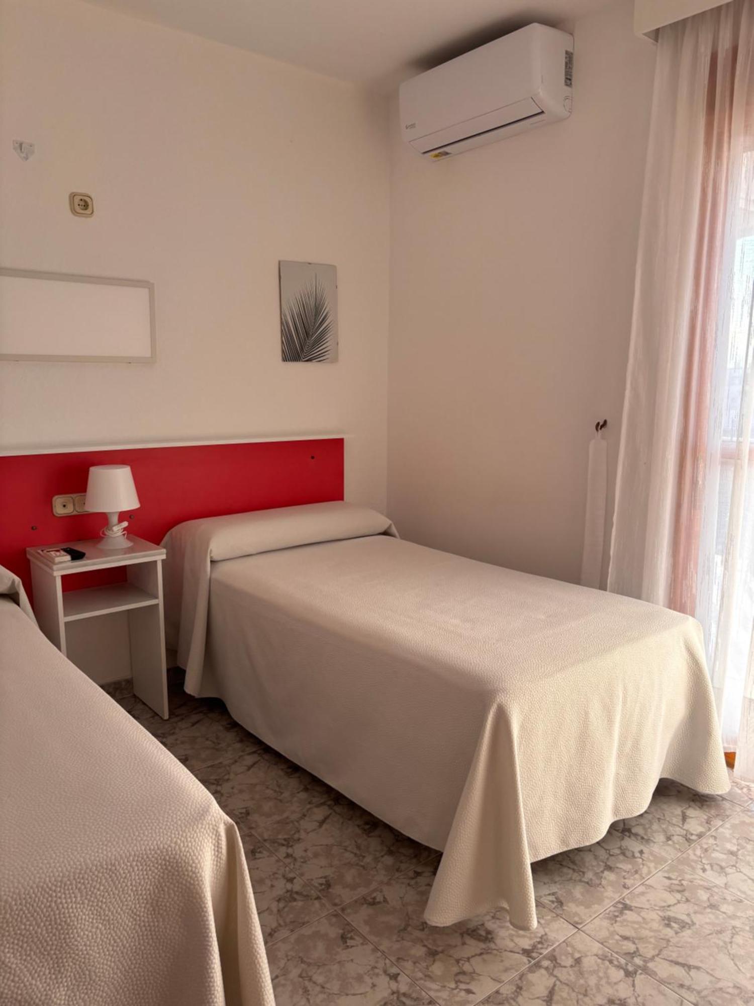 Hostal Las Dunas Cabo De Gata Exteriör bild