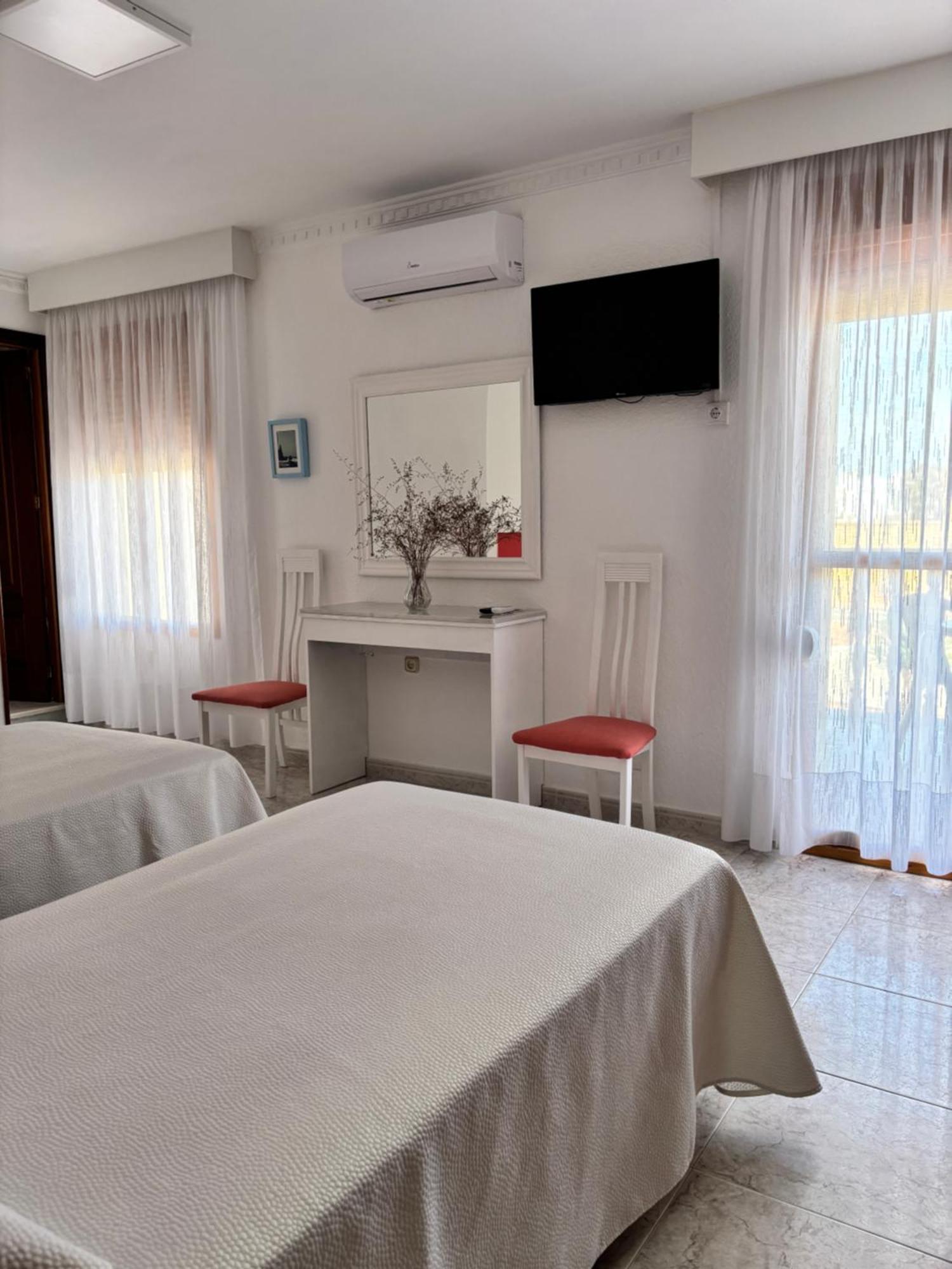 Hostal Las Dunas Cabo De Gata Exteriör bild