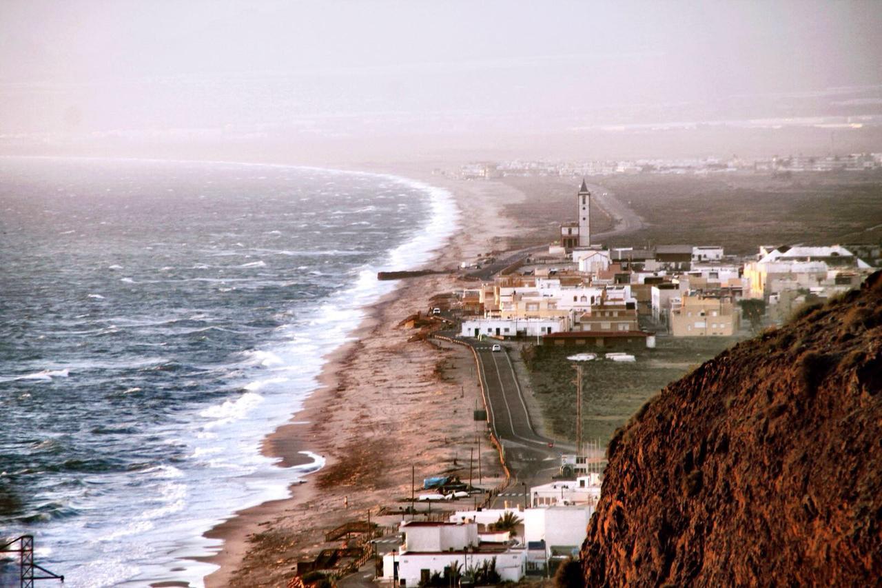 Hostal Las Dunas Cabo De Gata Exteriör bild